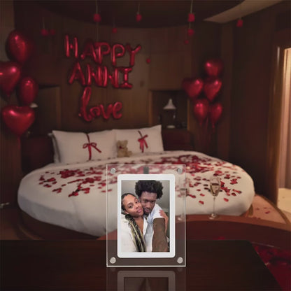 Foreverly Digital Video Frame